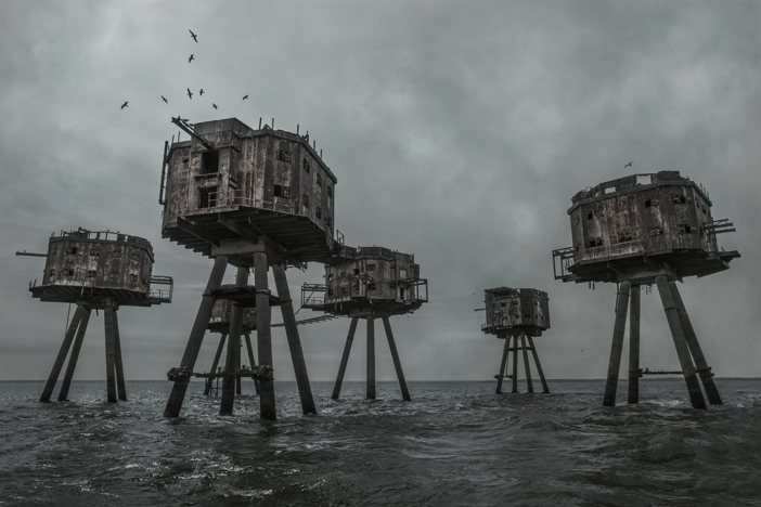 İnsanlığın kendi sonunu ürettiği distopyadan fotoğraflar